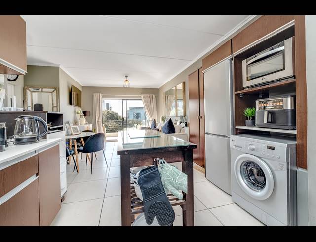2 BEDROOM APARTMENT FOR SALE IN BEVERLEY